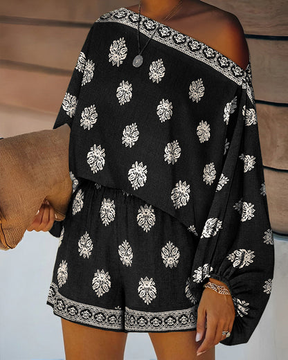 2 Pieces Outfit Boho Skew Neck Lantern Sleeve Top and Elastic Waist Shorts Set Casual Vintage Baroque Placement Print Vacation Set